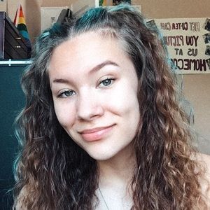 Meet your Posher, Paige